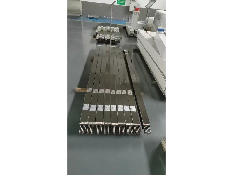 Китайската фабрика за шинопроводи пуска продукти за защита IP68 за надеждно разпределение на мощността в екстремни среди