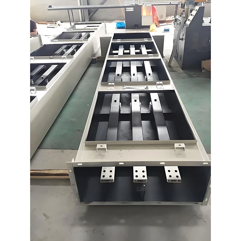 Затворен в стомана шинен канал за високо напрежение